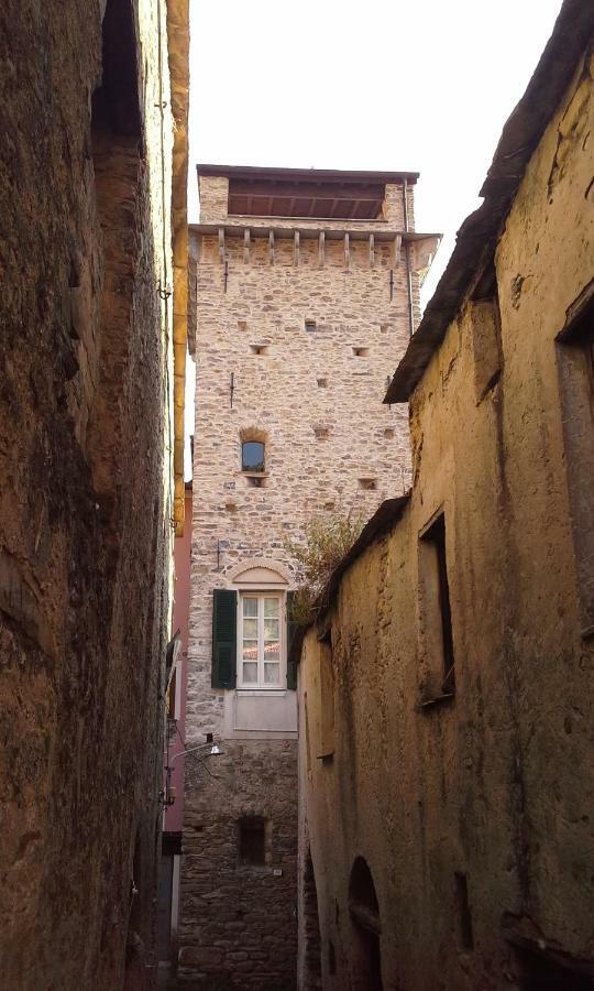 Casa Francesca Torre Saracena Lägenhet Dolcedo Exteriör bild